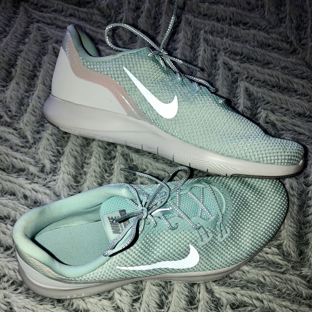 Women’s Nike Flex TR 7 Reflect Training Shoes